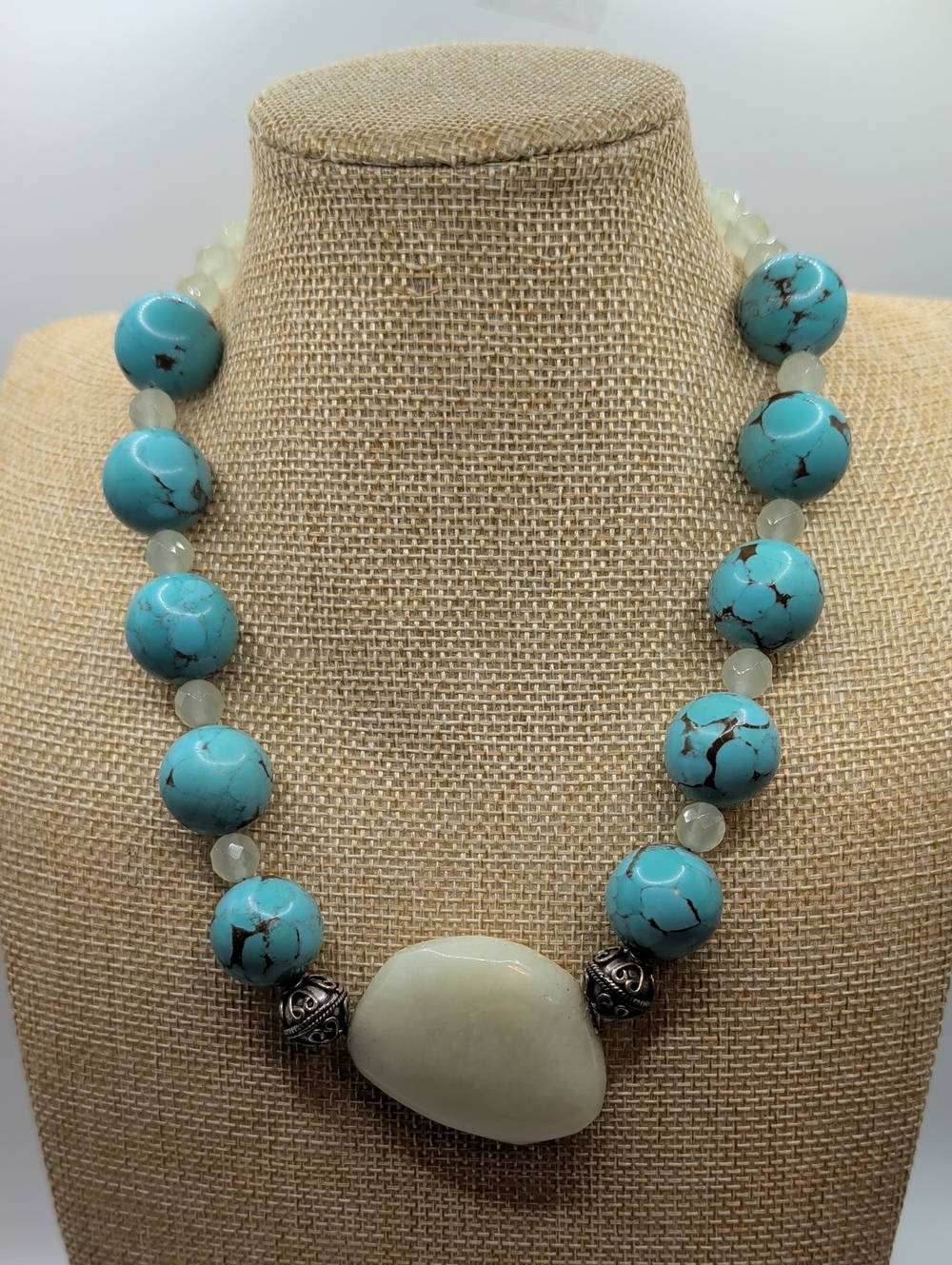 Turquoise Bead Statement Necklace with White Jade Center